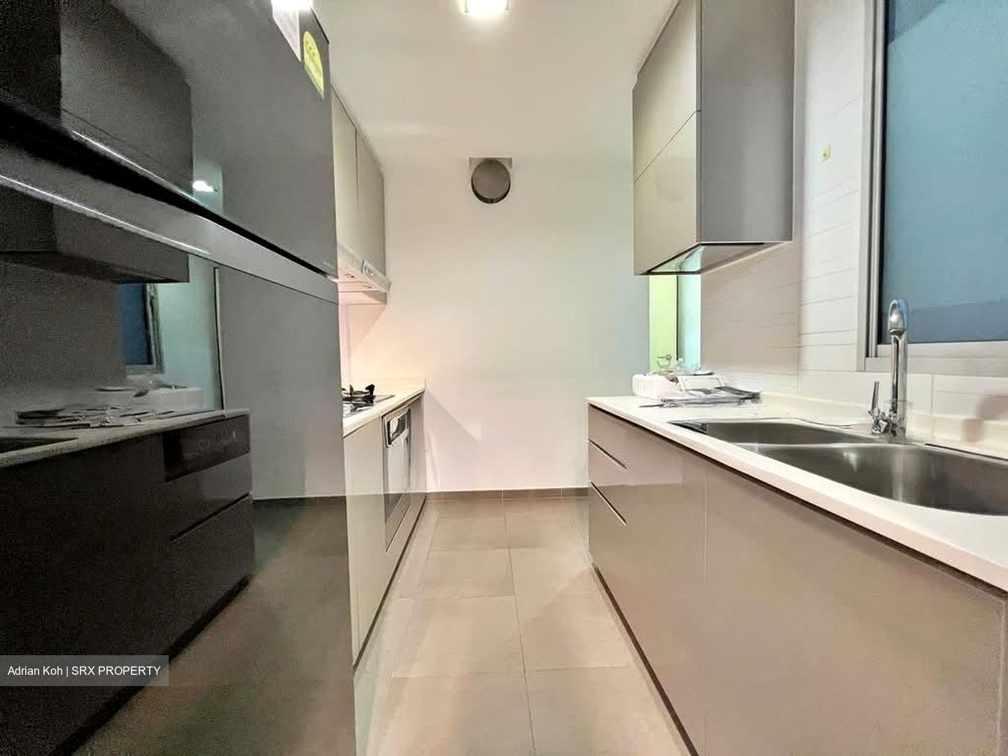 The Esta (D15), Condominium #592530381